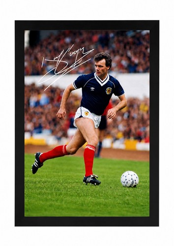Davie cooper signed - davie,