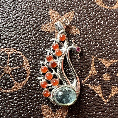 Natural aquamarine swan - natural,