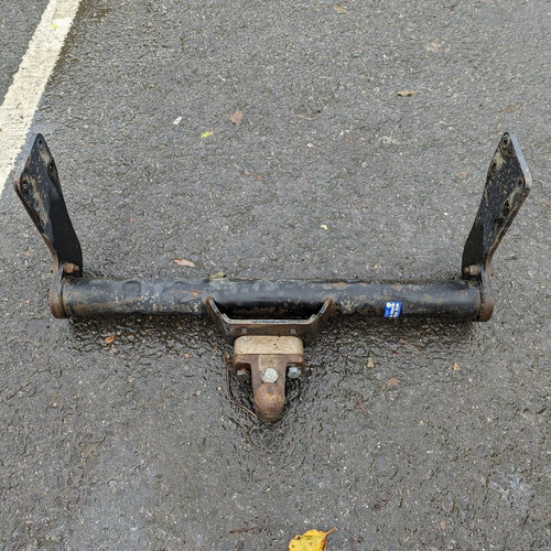 Tow bar for crafter tipper - vw,