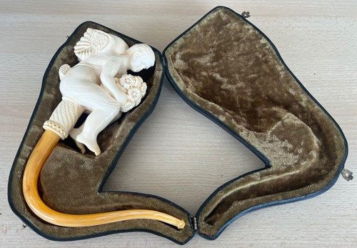 Meerschaum pipe seated cupid - meerschaum, pipe,