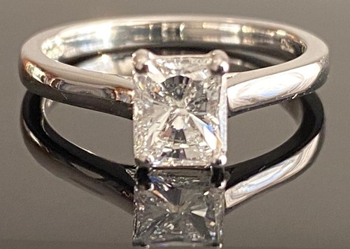 18ct white gold 1ct natural - 18ct,