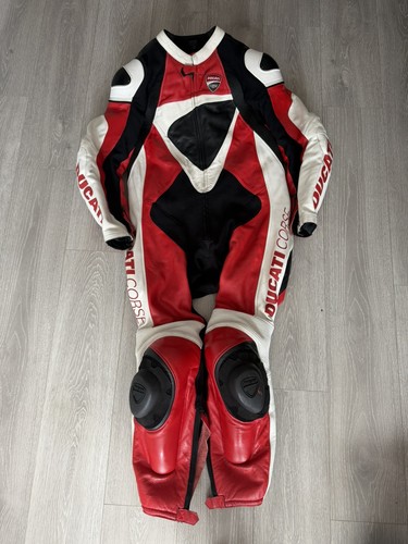 Ducati performance dainese - ducati,