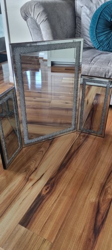 Tri fold panel - tri-fold, silver