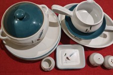 Denby Green Wheat dinner set