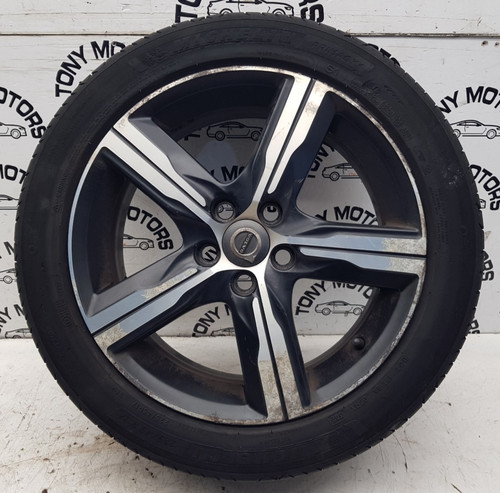 2017 volvo v40 - volvo,