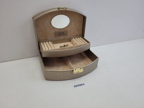 Jewelry box with - jewelry,
