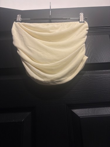 Size pale yellow womens - 8-10,