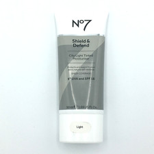 No7 Shield & Defend City Light