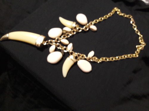 New women necklace gold tone - women,
