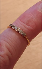 18ct Yellow Gold bezel set