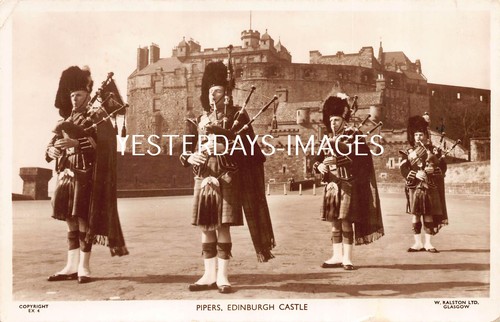 Scottish rifles pipers - scottish,