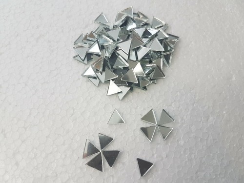 100 pieces silver triangle - silver,