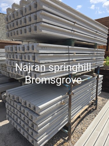 Smooth concrete fence posts
