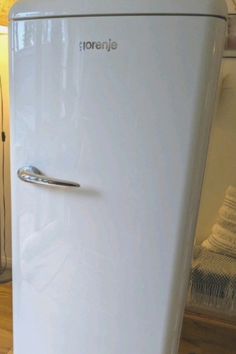 Gorenge fridge - (smeg, style)