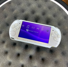 *MINT* Sony PSP 3000 (Ceramic