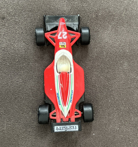 Matchbox superfast ferrari - matchbox,