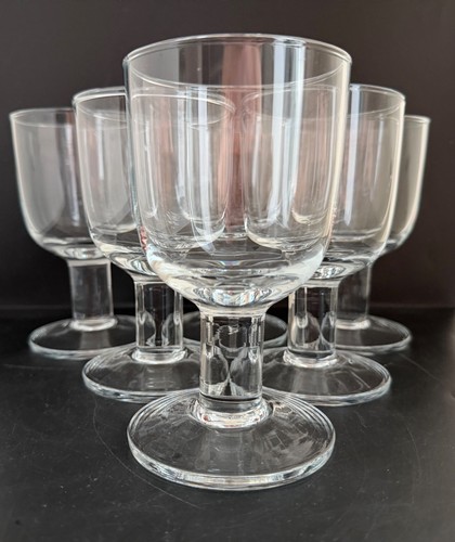 Dartington crystal wine - wine, water