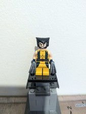 LEGO Wolverine Minifigure