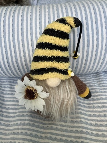 Gonk gnome bee - gonk, inspired