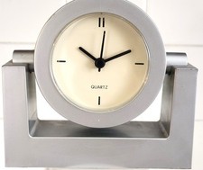 Quartz Desk Clock Silver