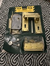 Travis Perkins Brass Victorian 3 Lever Door Pack Missing Some Screws