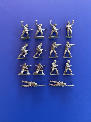 Airfix toy soldiers - toy, modern