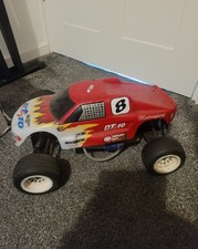 Thunder tiger dt 10 nitro rc
