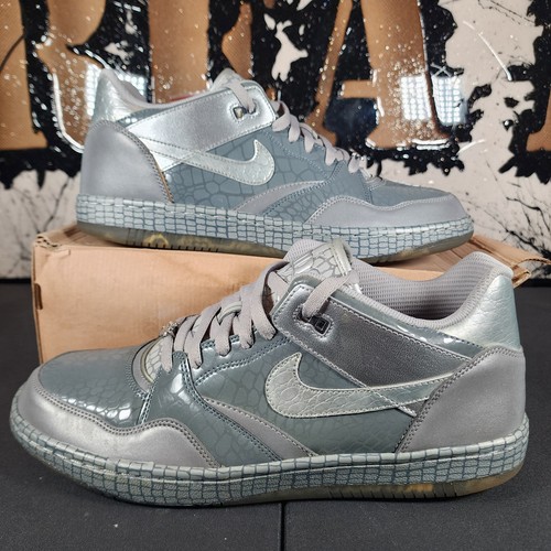Size mighty crown x nike - mighty,