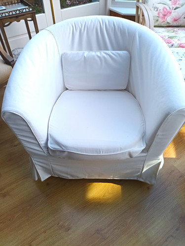 White upholstered tub - upholstered, accent