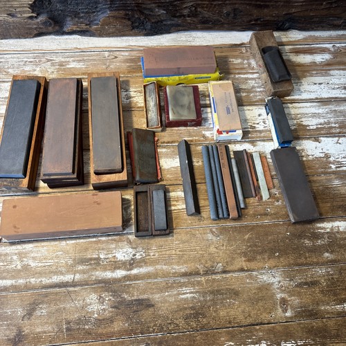 Job lot sharpening stones - lot,