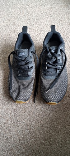 Nike runner size - 2, 4