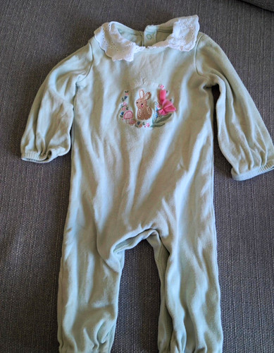 Fred flo footed babygrow - &,