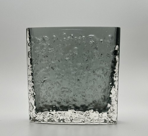 Whitefriars nailhead bow glass - nailhead,