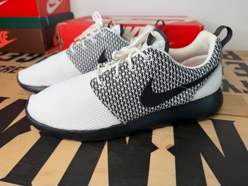 Men size nike - 11, roshe