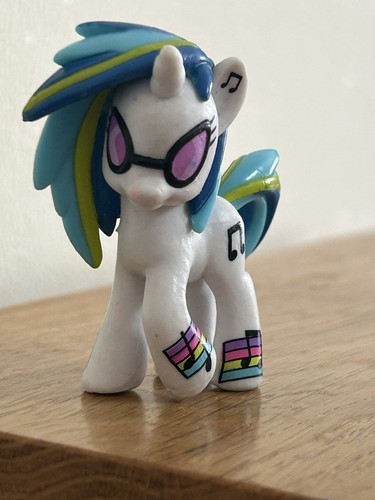 Little pony mini figure - pony,