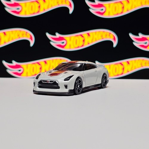 Hot wheels nissan - wheels, gtr