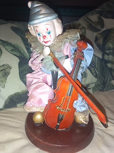 Vintage porcelain animated