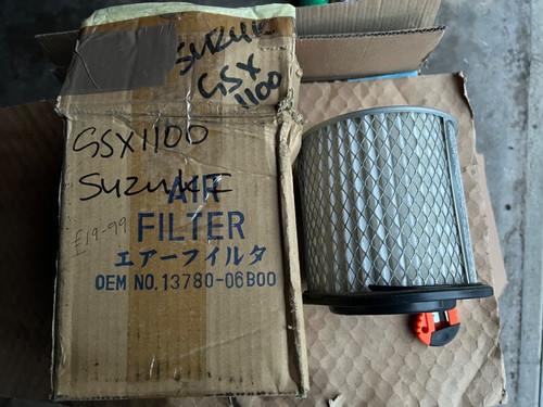 Suzuki gsxr1100 airfilter - suzuki,