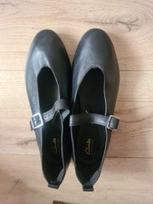 Clarks  Signature Women's