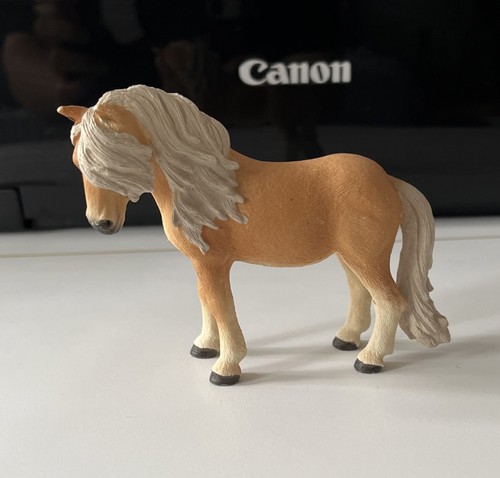 2014 vintage retired schleich - retired,
