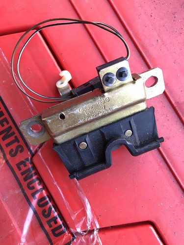 Audi coupe boot latch - s2,