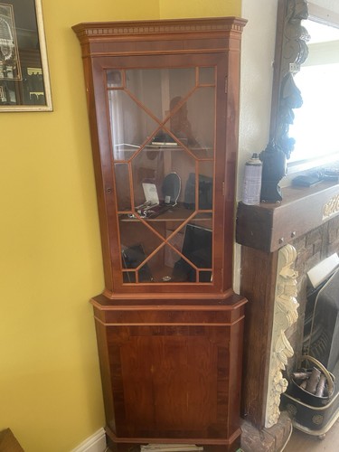 Bespoke display corner cabinet - display,