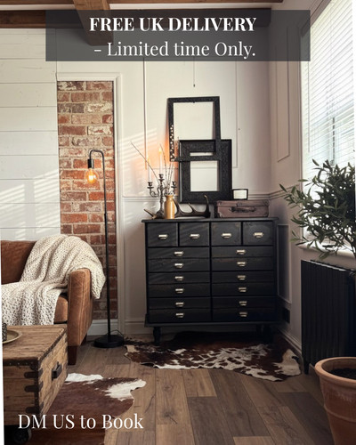 Black apothecary style - style, chest
