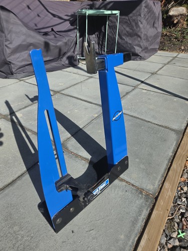 Park tool bicycle - bicycle, wheel