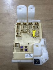 Toyota Auris E180 2016 Fuse