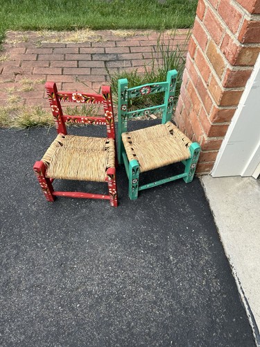 Vintage child size wood - 2,