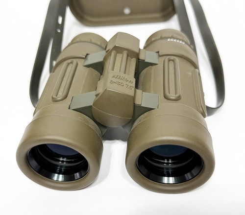 Nikon mid size - 30, miltary