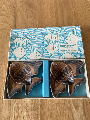 Porcelain aqua dishes - aqua, wade