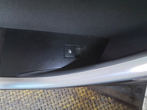 Window switch front left - front, mk6