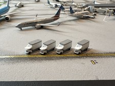 1:400 4 Pack Catering Trucks